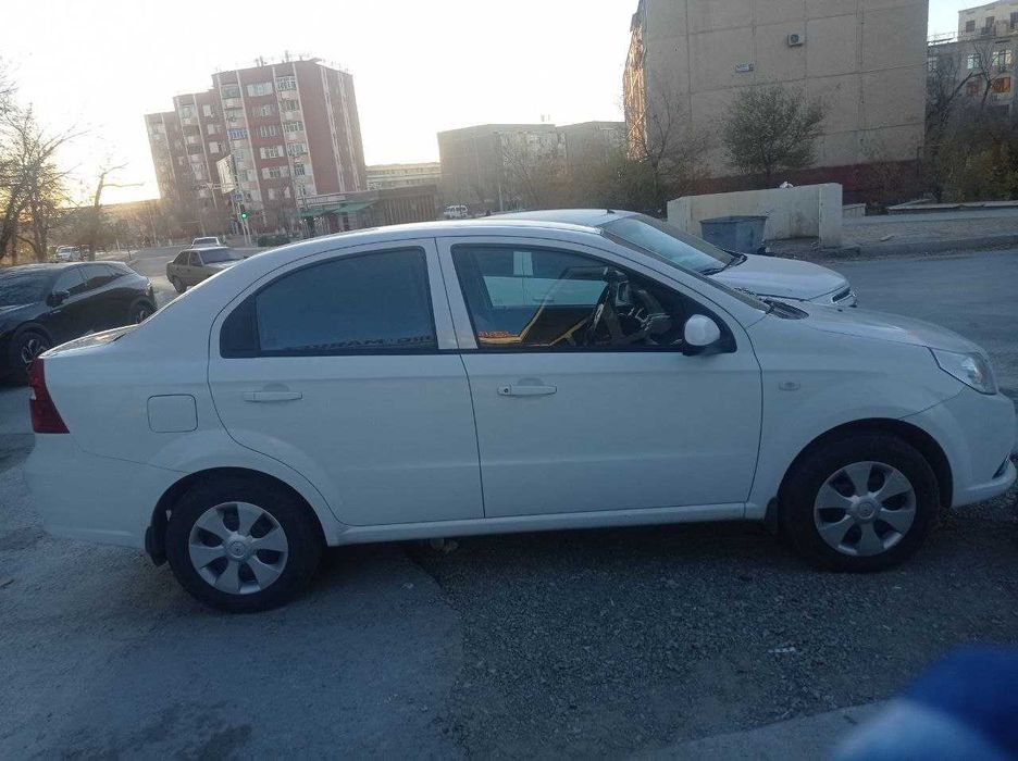 Сотилади Нексия 3  холати яхши . нархини келишамиз яна