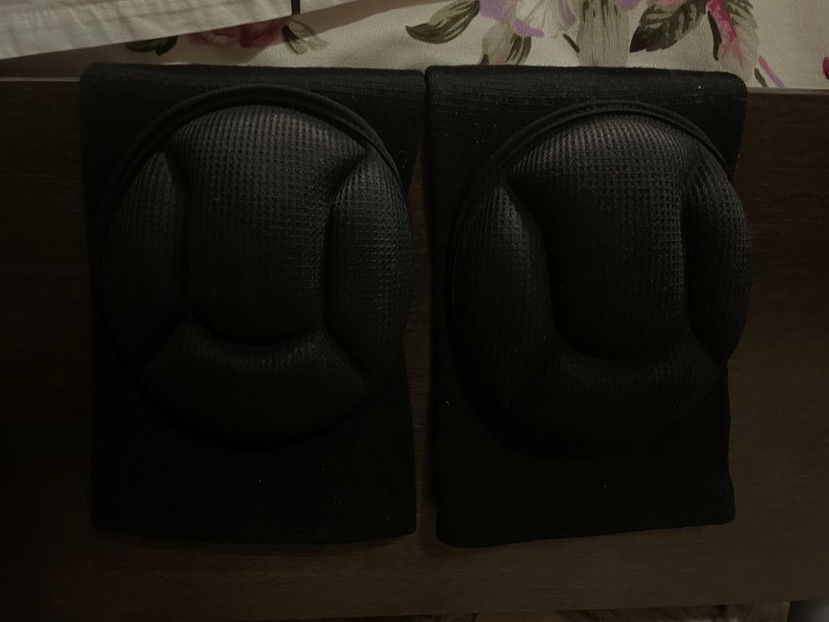 наколенники с защитной вставкой