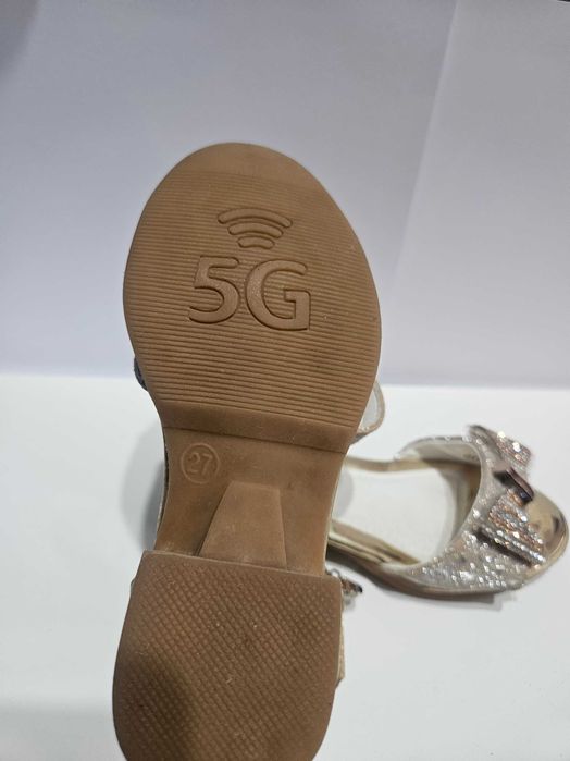 Официални детски сандали