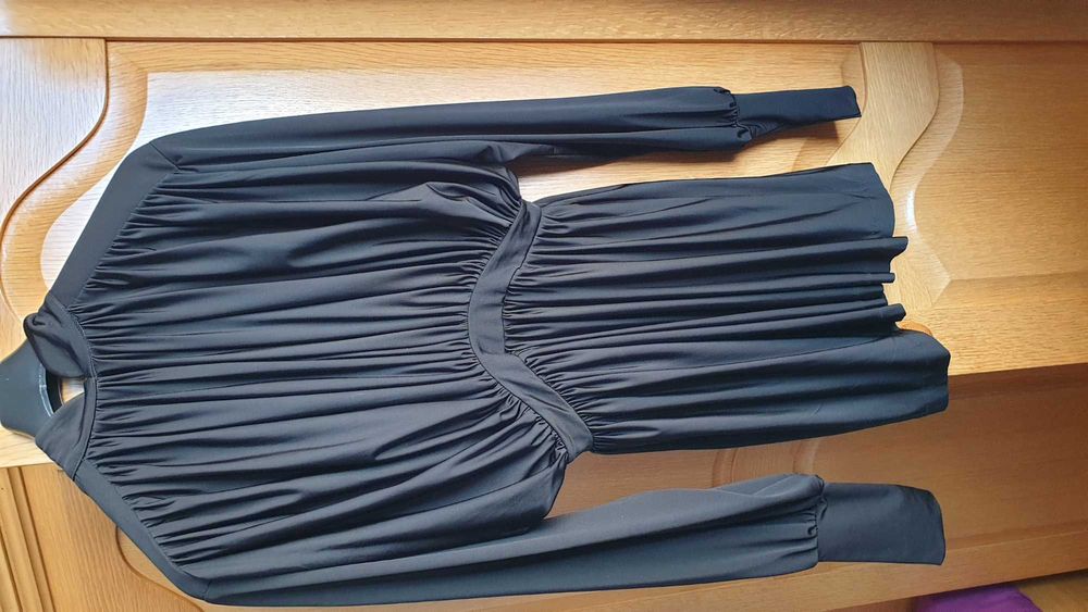 Уникална бутикова рокля Evis!