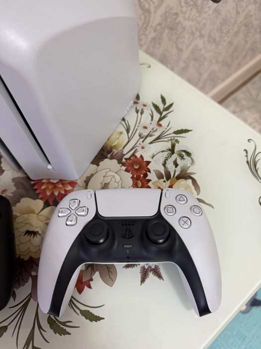 Playstation 5 (slim) 2026