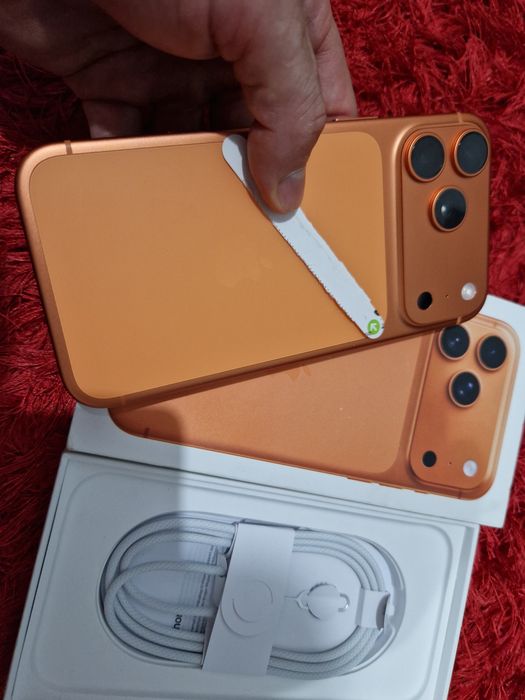 -Iphone 17Pro Max Nou 256Gb 12Ram Orange Titanium Bat: 100%-0 cicluri incarcare cutia completa-desigilata doar pentru poze si probe poze re