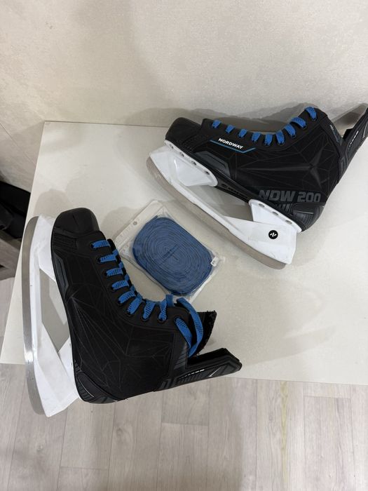 Продам коньки Nordway 200