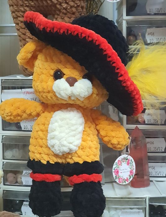 Котарака в чизми 20см