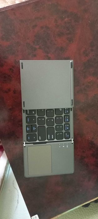 Bluetoth klaviatura telefon hamda planshet uchun