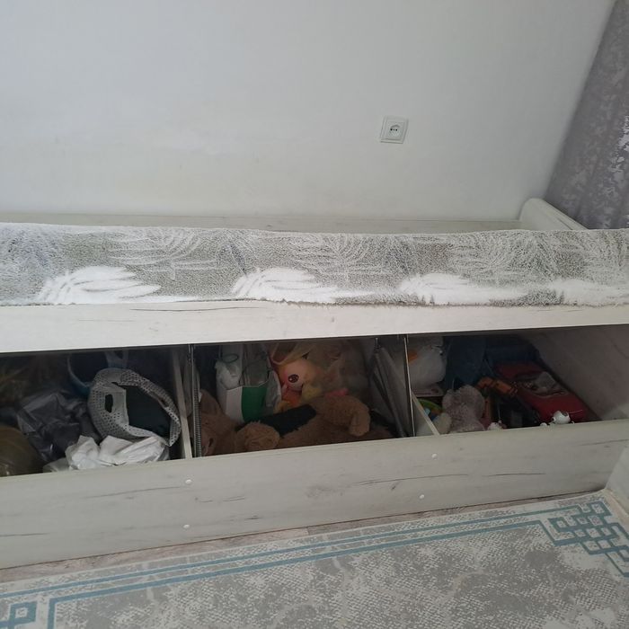 Продам кровать подростковую