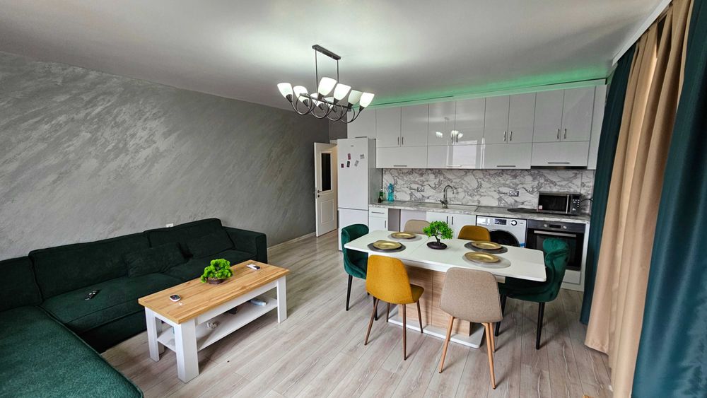 Дава се под наем Тристаен апартамент в Разград, Освобождение - 100 кв.м за 612 € - Снимка #7