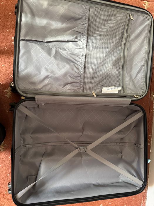 Продам чемодан Samsonite