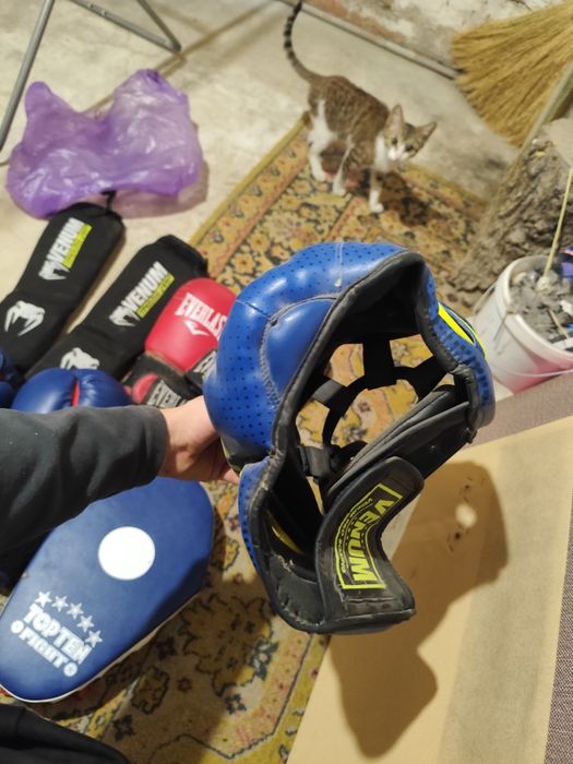 Экипировка для бокса и подобного