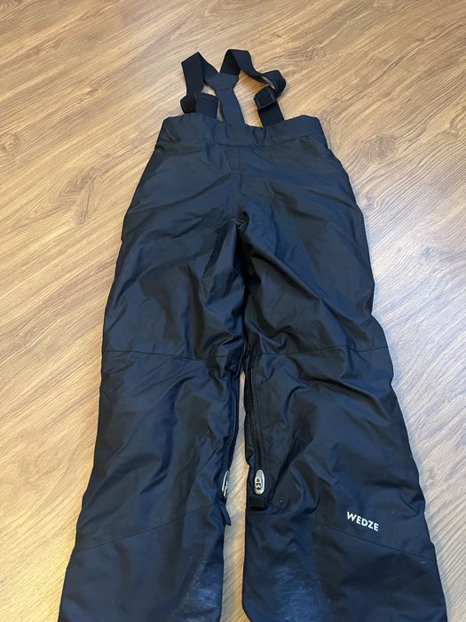 Детска ски екипировка