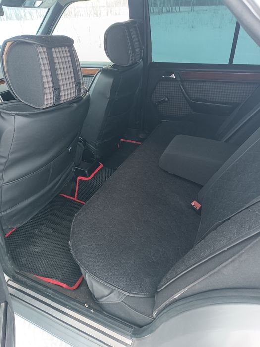 Продам Мерседес Е 220