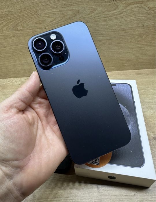 iPhone 15 PRO MAX de 256 GB cu 97% Bateria