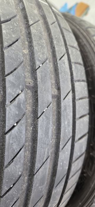 215 40 17 Kumho Ecsta