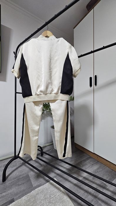 Одежда Аксессуары