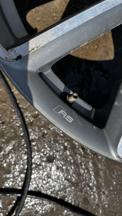 Audi A4 W8 B9 джанта 19 8.5J ET:40