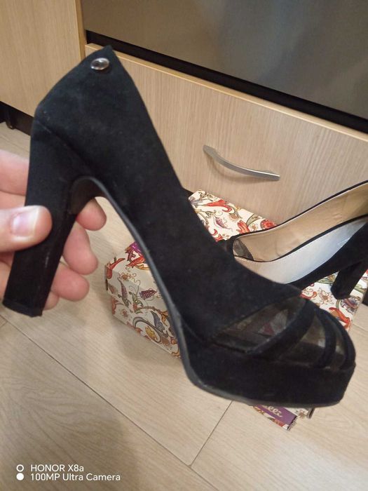 Обувки велур висок ток