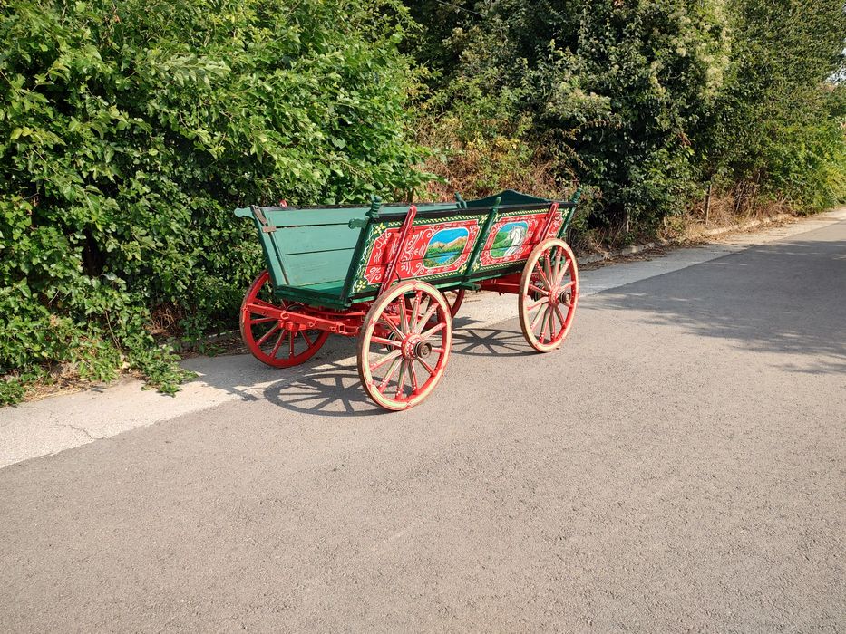 Рисувана конска каручка