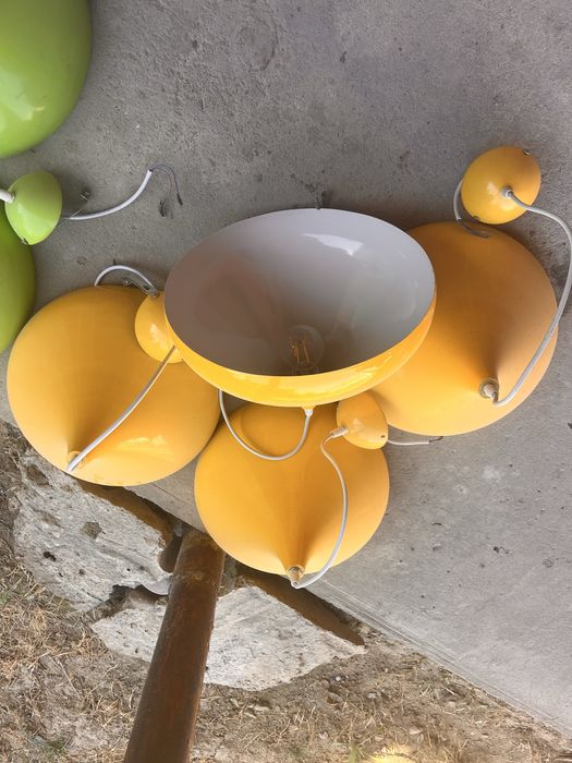 Продается люстры