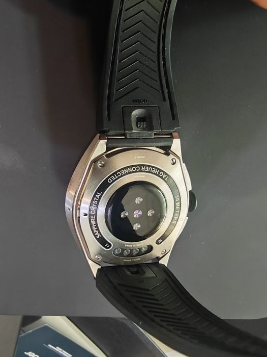 Като нов Tag Heuer E4 Connected