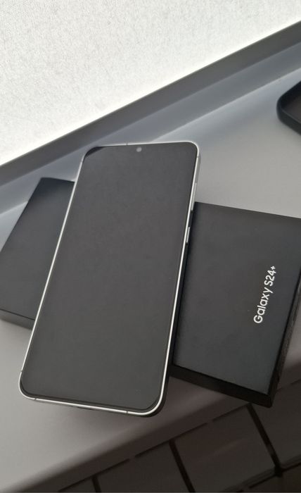 Самсунг galaxy s24 + 256 гб