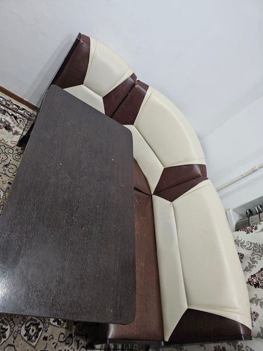 Кухонный стол  креслосымен