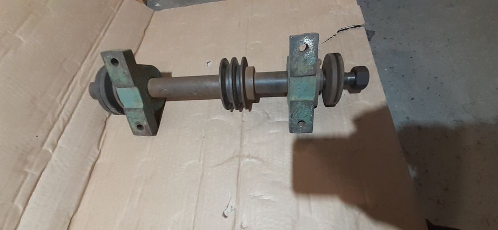 Ел.двигател 2,2kw и вал свалени от циркуляр