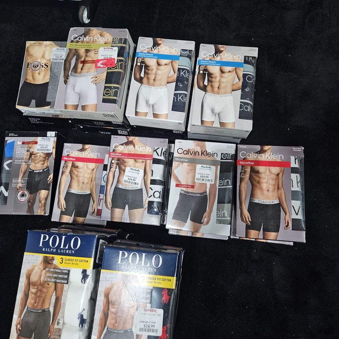 Boxeri Calvin Klein si Ralph Lauren