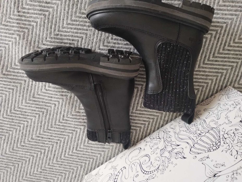 Clarks ботуши естествена кожа номер 24