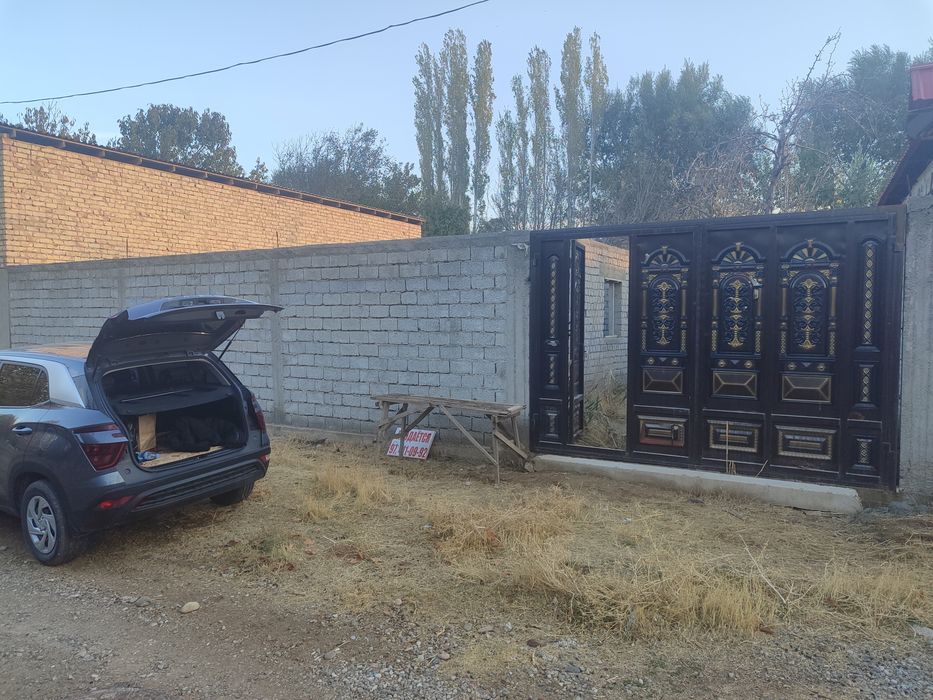 Chirchiqda hovli sotiladi