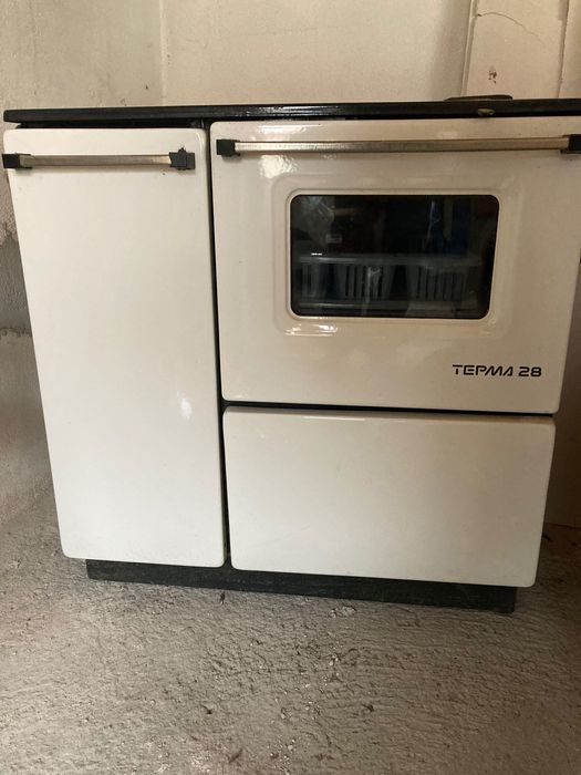 Готварска печка на дърва