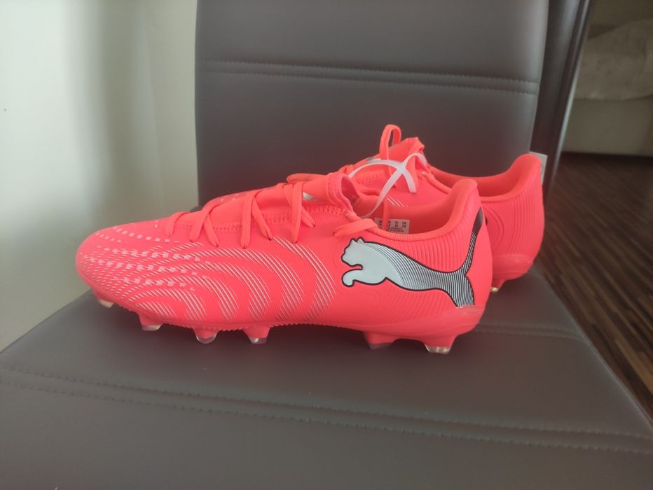 Ghete de fotbal Puma Future 9 marimea 43