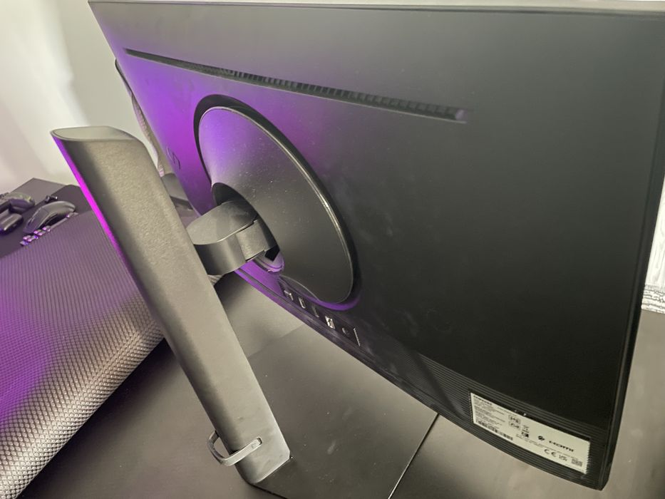 Монитор Samsung Odyssey G5 G50D 27 inch 1440p 180hz IPS