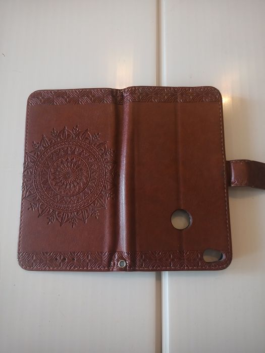 Чехол на смартфон