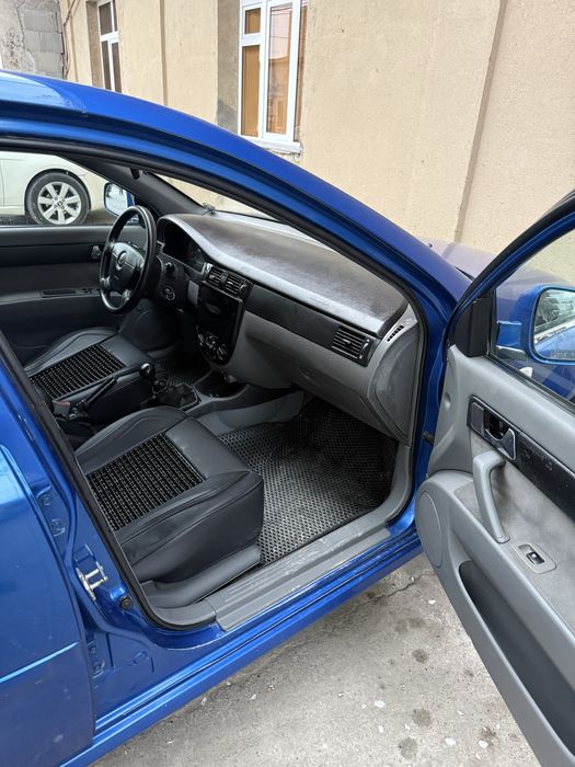 jentra moshinam sotiladi