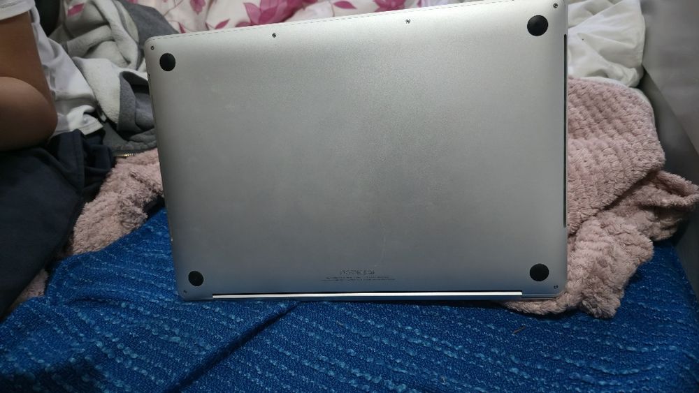 MacBook pro 2017 15 inch