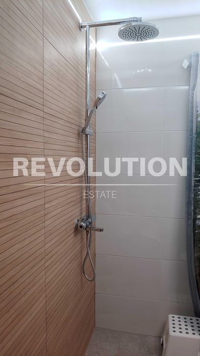 Дава се под наем Едностаен апартамент в Варна, Колхозен пазар - 32 кв.м за 360 € - Снимка #4