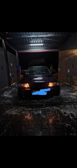 Vand BMW e46 SEDAN 318I AN 1998 COD MOTOR: M43B19 1300 EURO NEG.