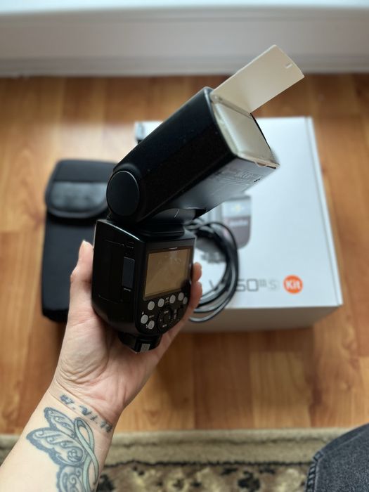 Светкавица за Sony V860III