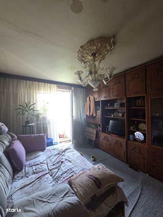 Apartament 2 camere 40 mp, renovabil, in zona Lujerului - Supernova