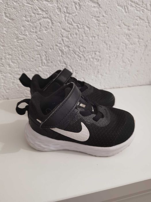 Adidași nike bebe