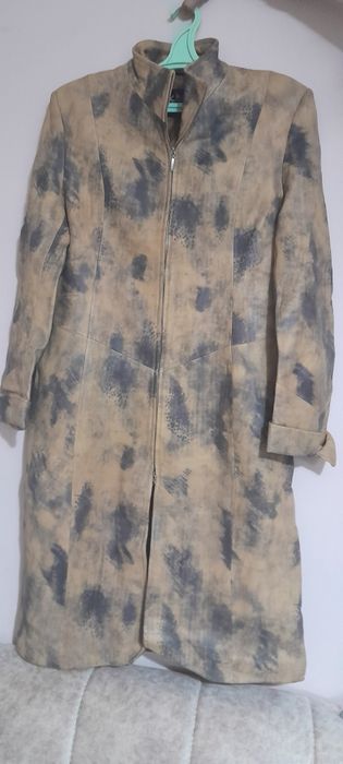 Плащ коженный б/у