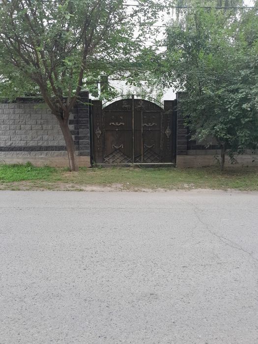 Продаётся двухэтажный дом