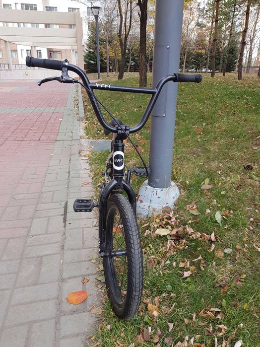 BMX Велосипед Cult Juvenile 18"