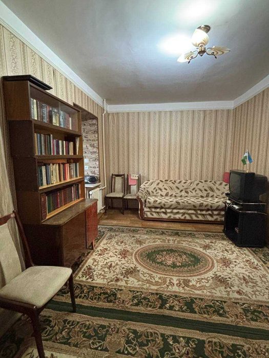 Продаю квартиру. 1\2\4 Юнусабад-18  Галерейка,кирпичный Сайрам