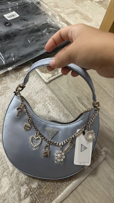 Сумка от GUESS оригинал