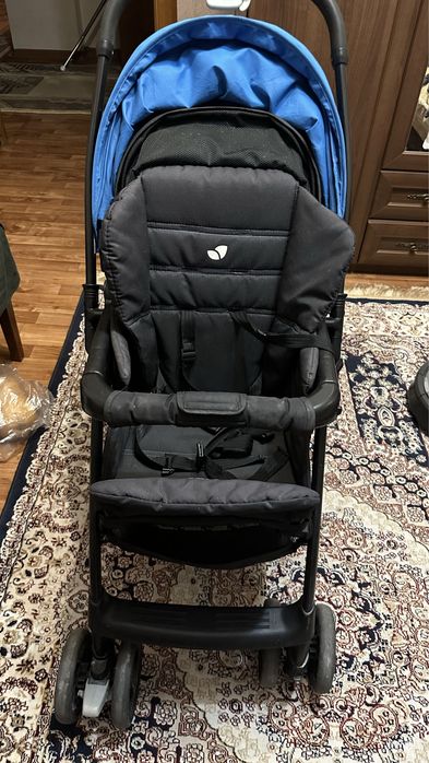 Коляска прогулочная