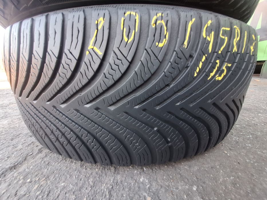 2 anvelope iarna 205/45r17 Michelin Montaj Gratuit