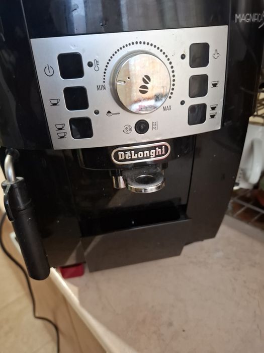 Кафе машина.Делонги