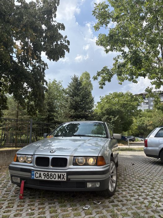 BMW E36 320 Седан