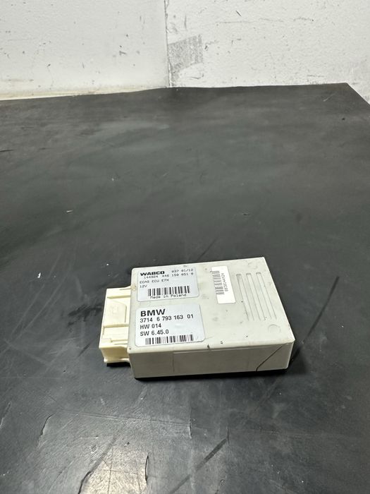 Modul suspensie perne aer BMW X5 E70 X6 E71 | 6793163